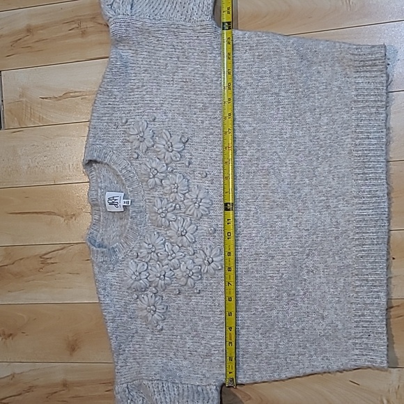 dRA women's size medium sweater - Picture 7 of 7